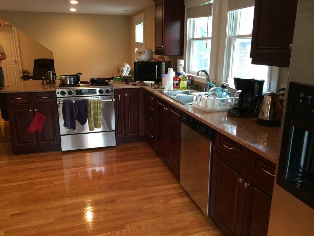 15 Sunset Street - Photo 1
