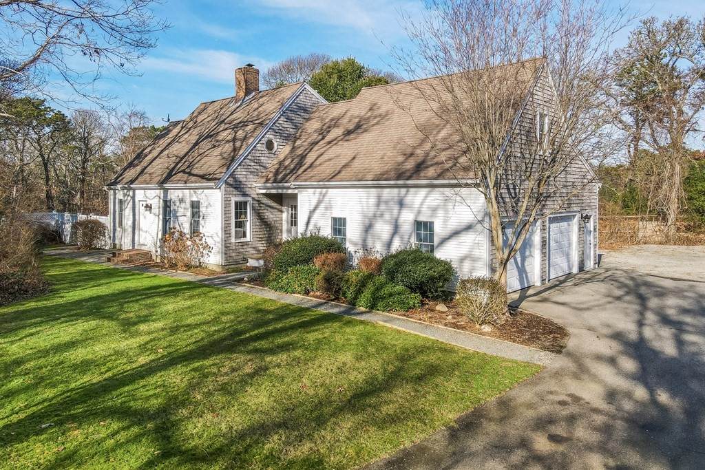 9 Tower Hill Cir - Photo 1