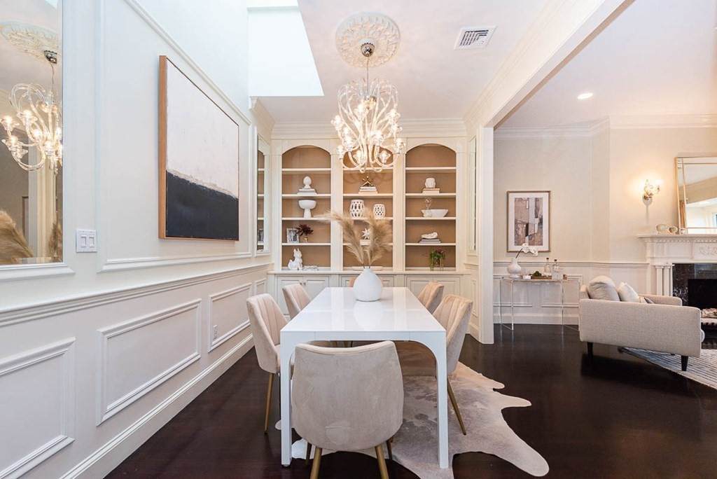 68 Commonwealth Ave - Photo 1