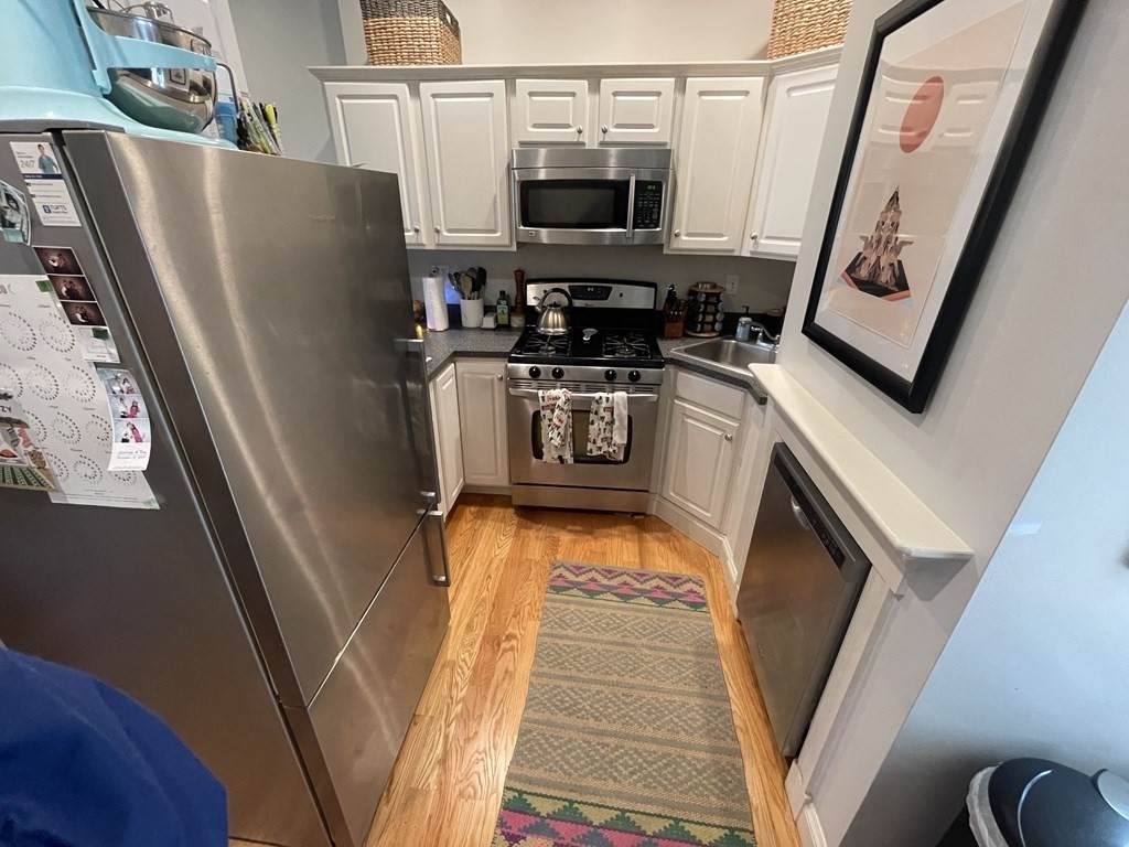 9 Savin Hill Ave - Photo 1