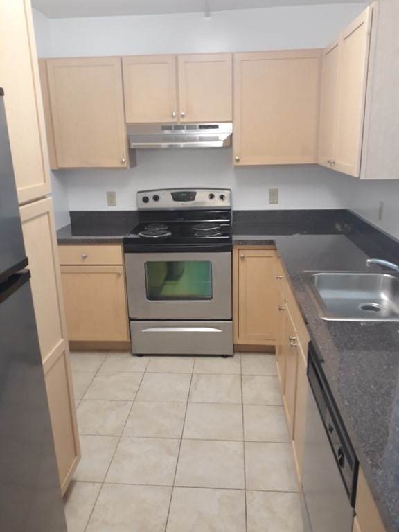 13 Temple Street - Photo 1