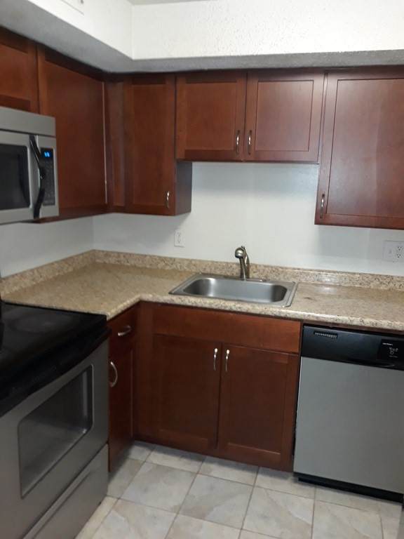 135 Broadmeadow Street - Photo 1
