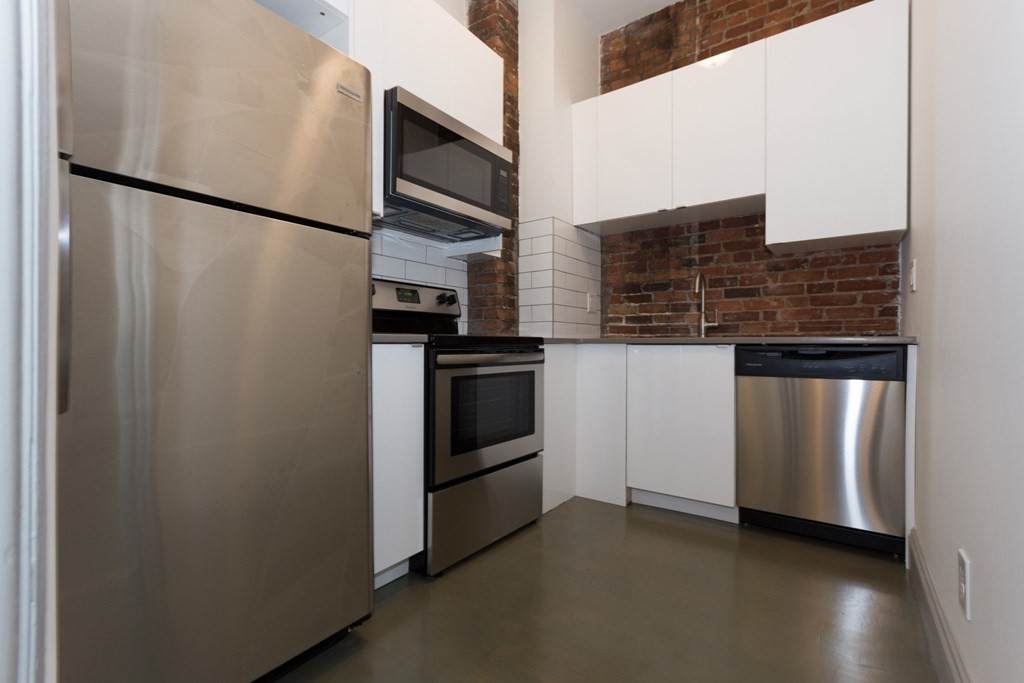 11 Belvidere St - Photo 1