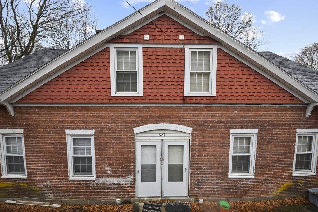 981 Riverside Drive - Photo 1