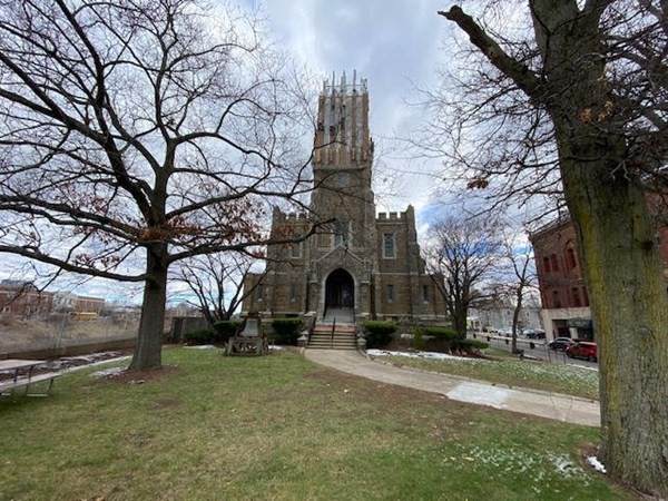 288 Walnut St - Photo 1