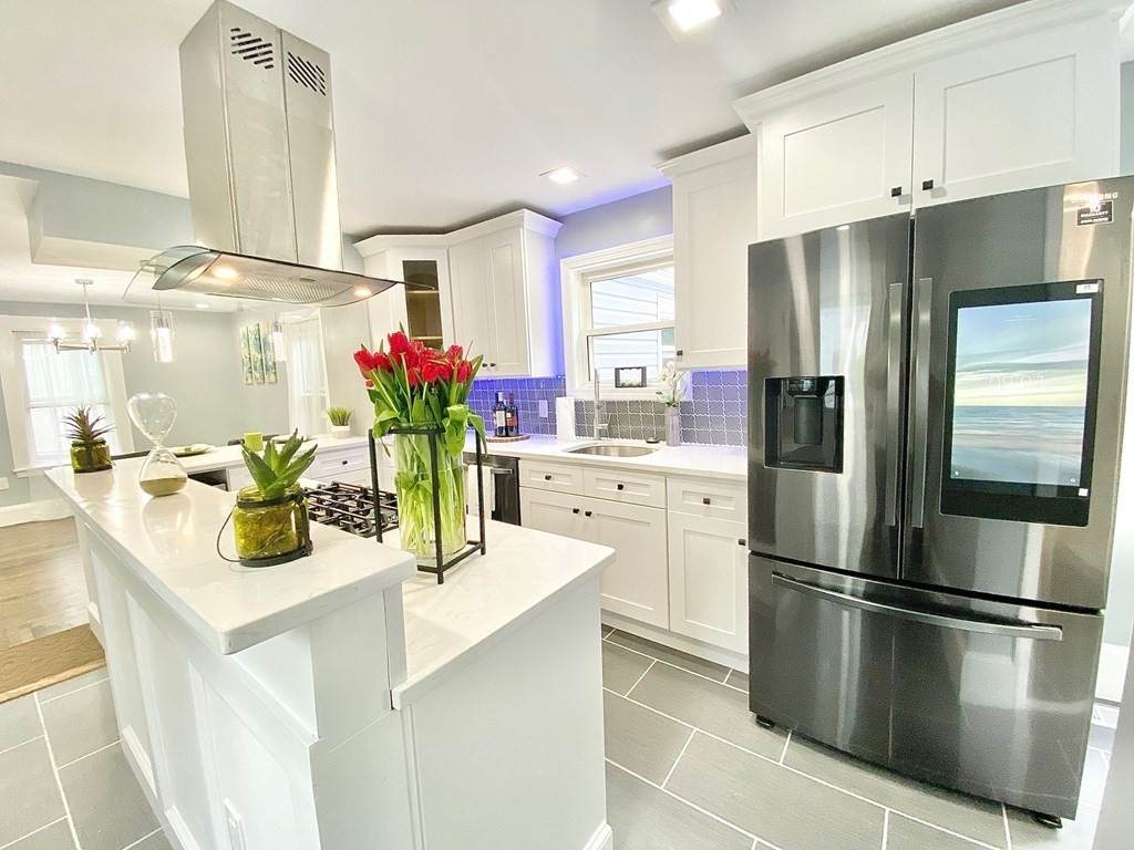 88 Oakdale Ave - Photo 1