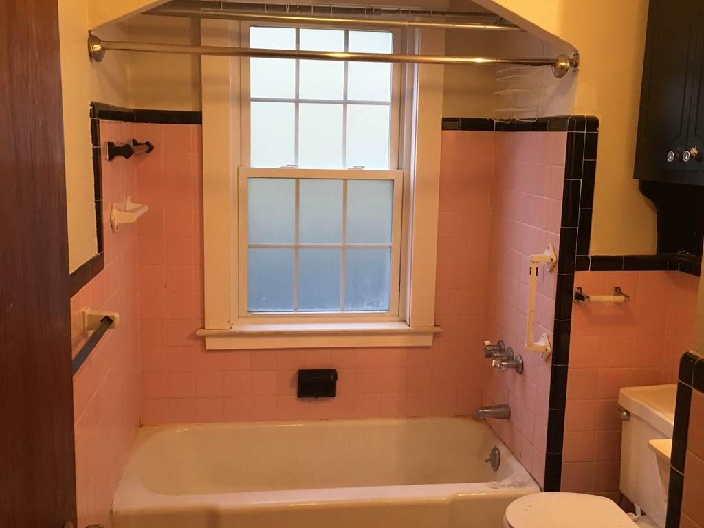 331 West - Photo 1