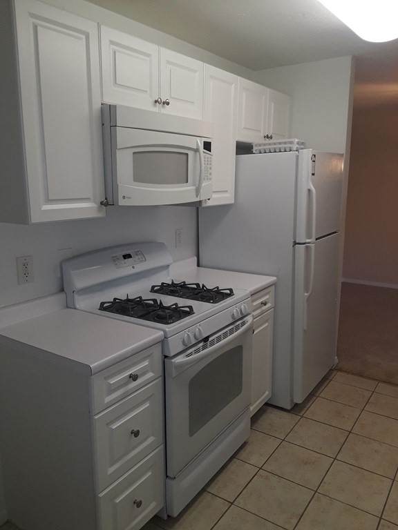 68 Plymouth Drive - Photo 1