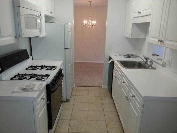 90 Plymouth Drive - Photo 1