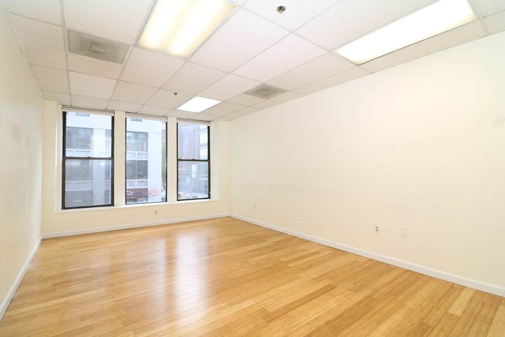 72 Kneeland - Photo 1