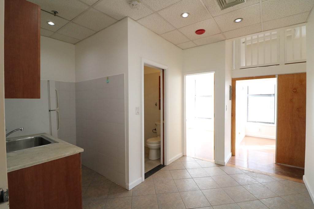 72 Kneeland - Photo 1