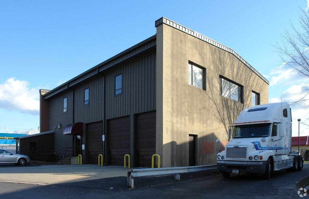 43 Sullivan St - Photo 1