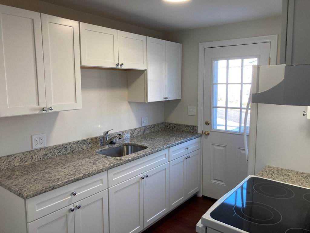 42 Walnut St - Photo 1