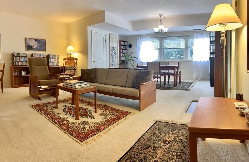 26 Crescent St - Photo 1