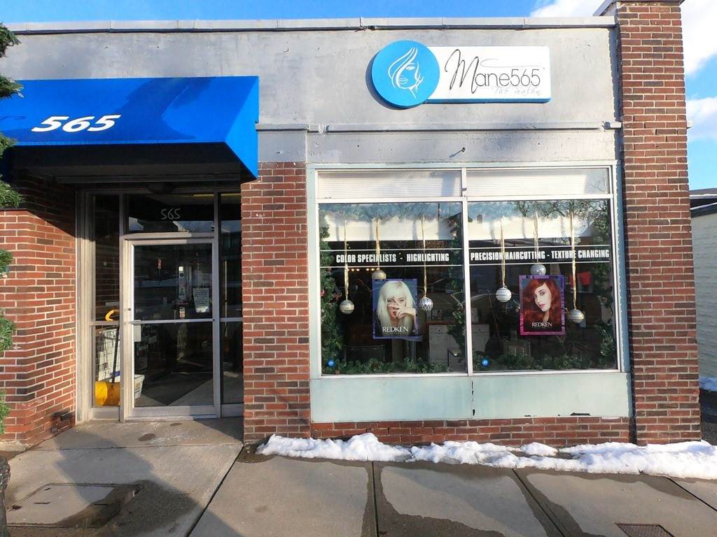 565 Main Street - Photo 1