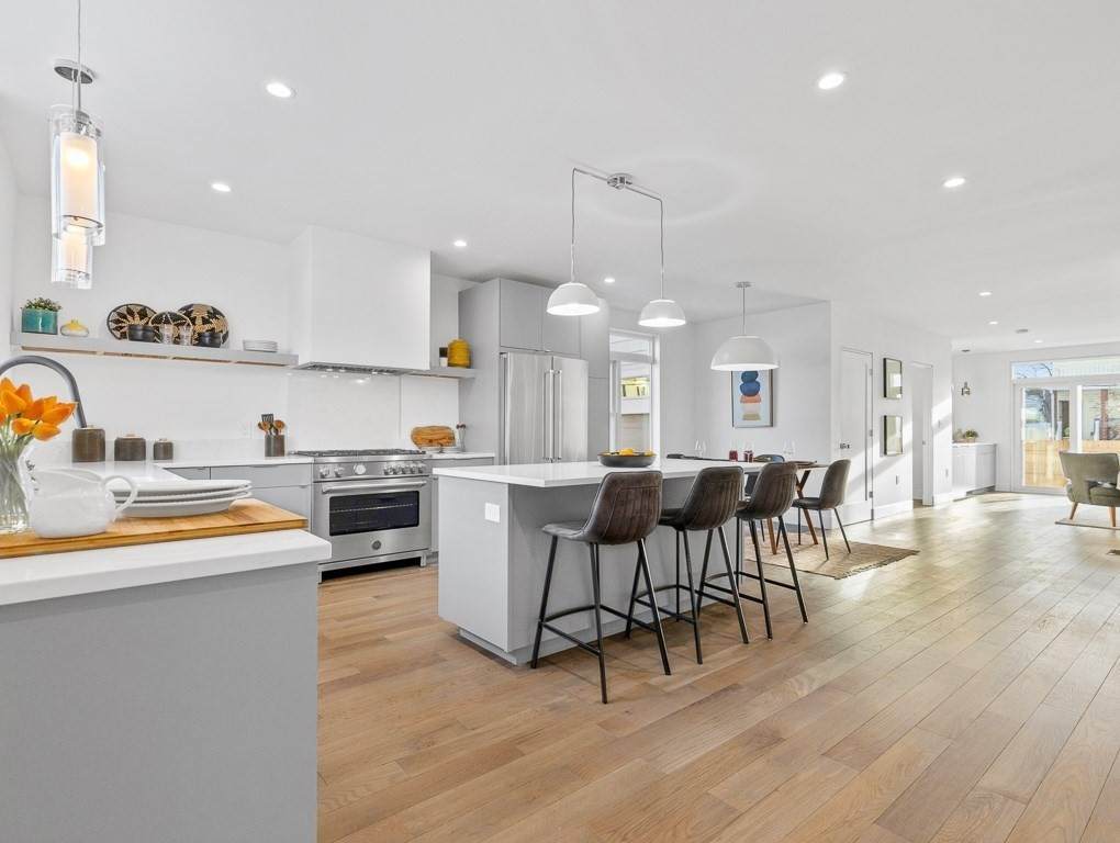 22 West St - Photo 1
