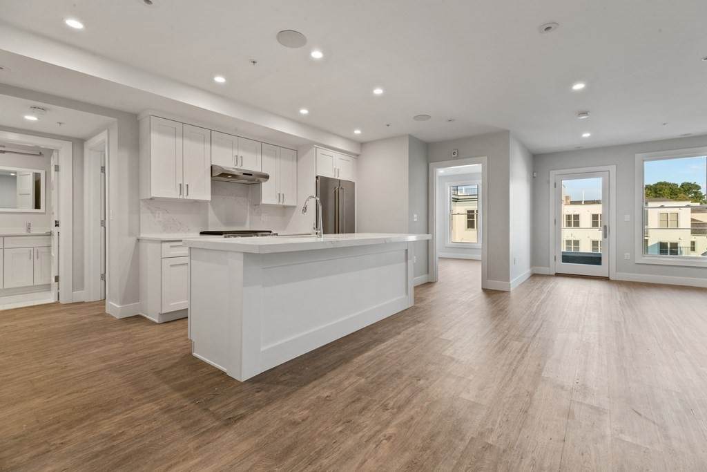 135 Hancock Street - Photo 1