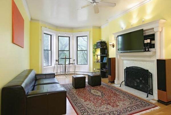1079-2 Beacon Street - Photo 1