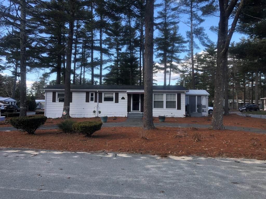 104 Castle Drive - Photo 1