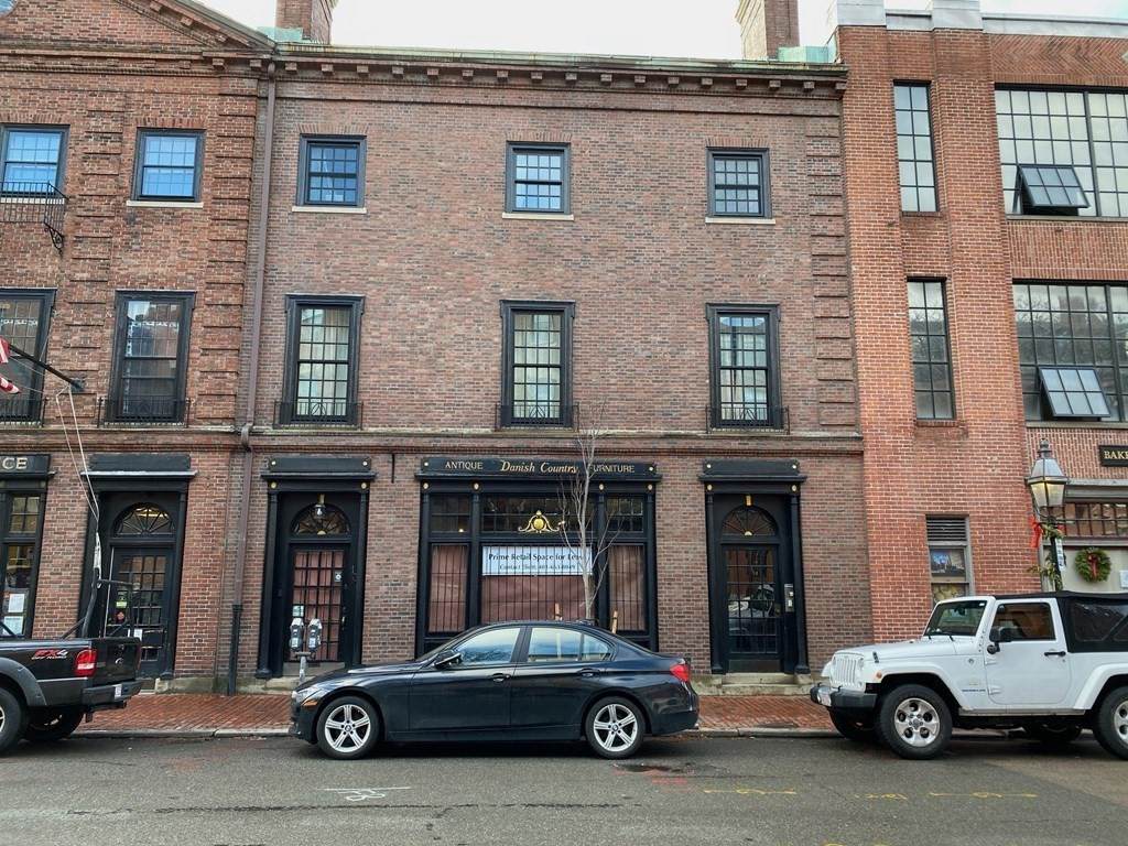 138 Charles St - Photo 1