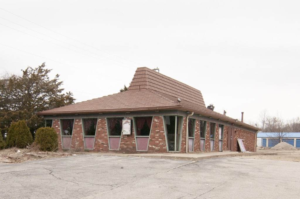 1730 Diamond Hill Rd - Photo 1