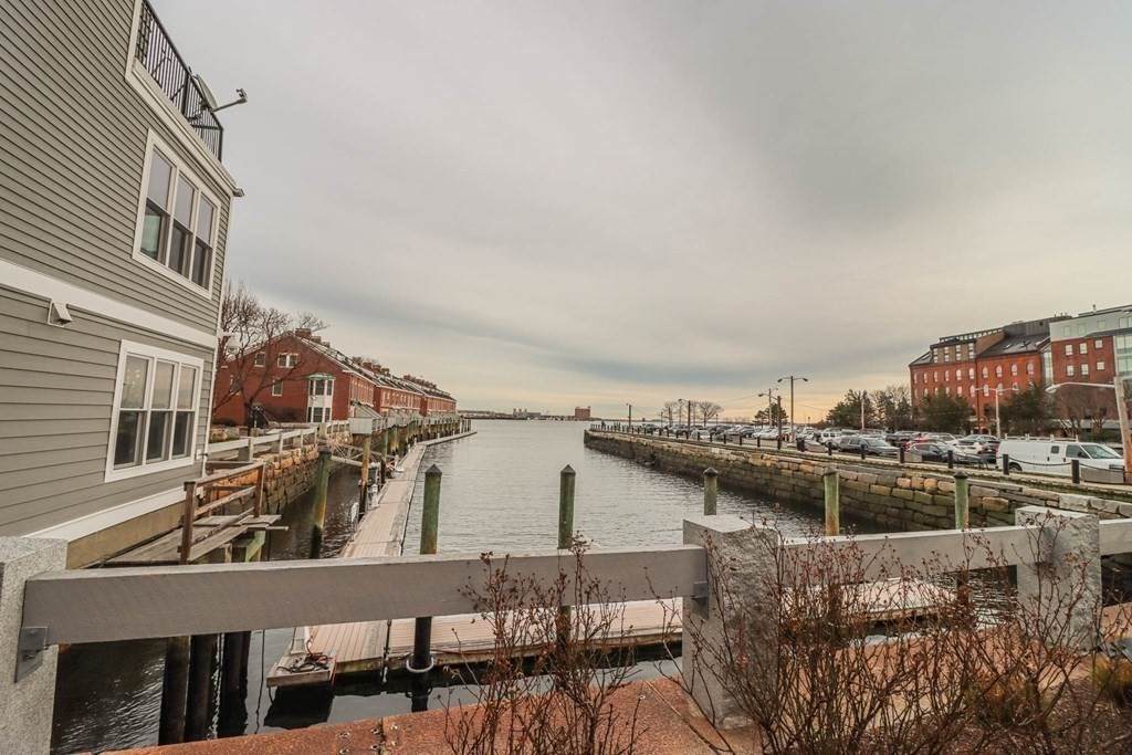 300 Commercial Street - Photo 1