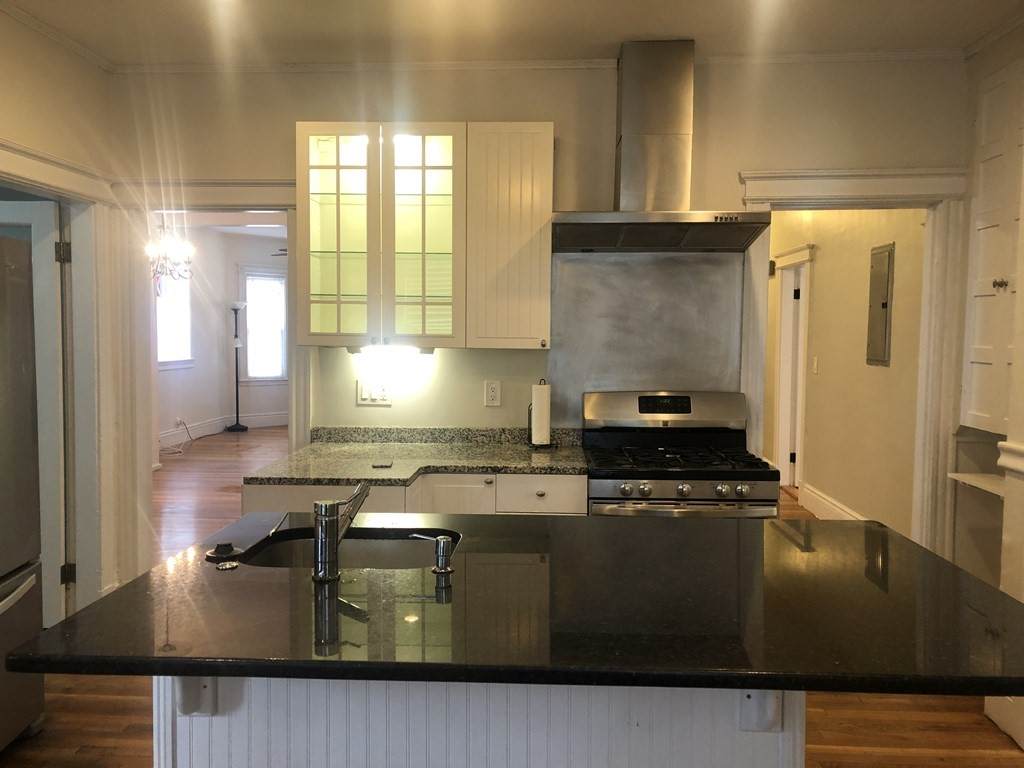 21 Cottage St - Photo 1