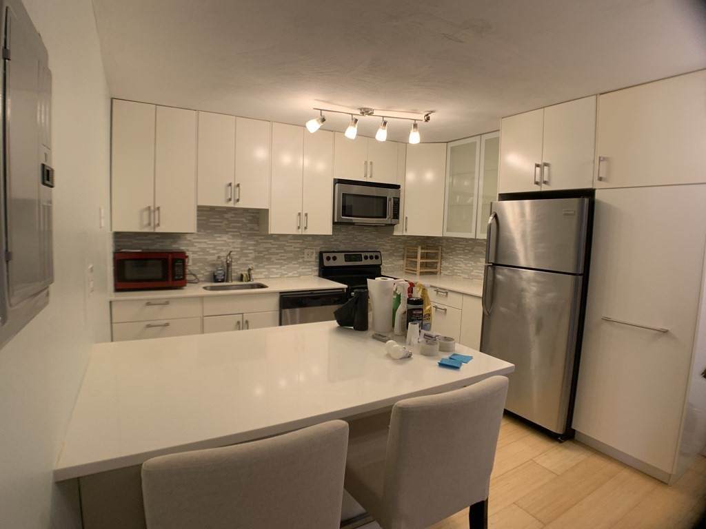 115 W Squantum St - Photo 1