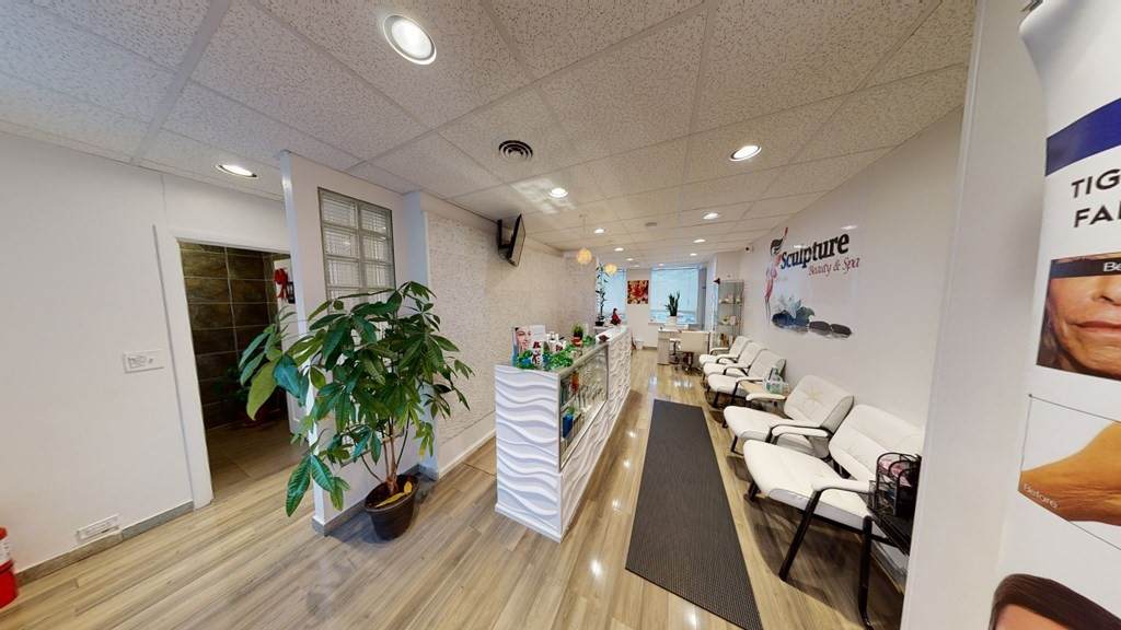 268 Centre St - Photo 1