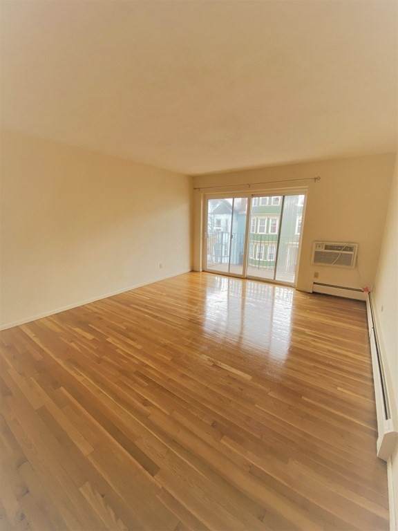 880 East 4th St - Photo 1