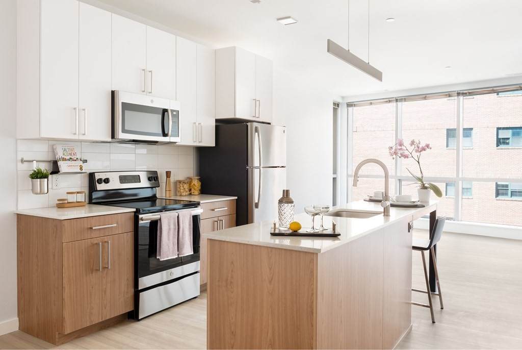 190 Pleasant Street - Photo 1