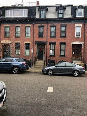 596 East 6th Street - Photo 1
