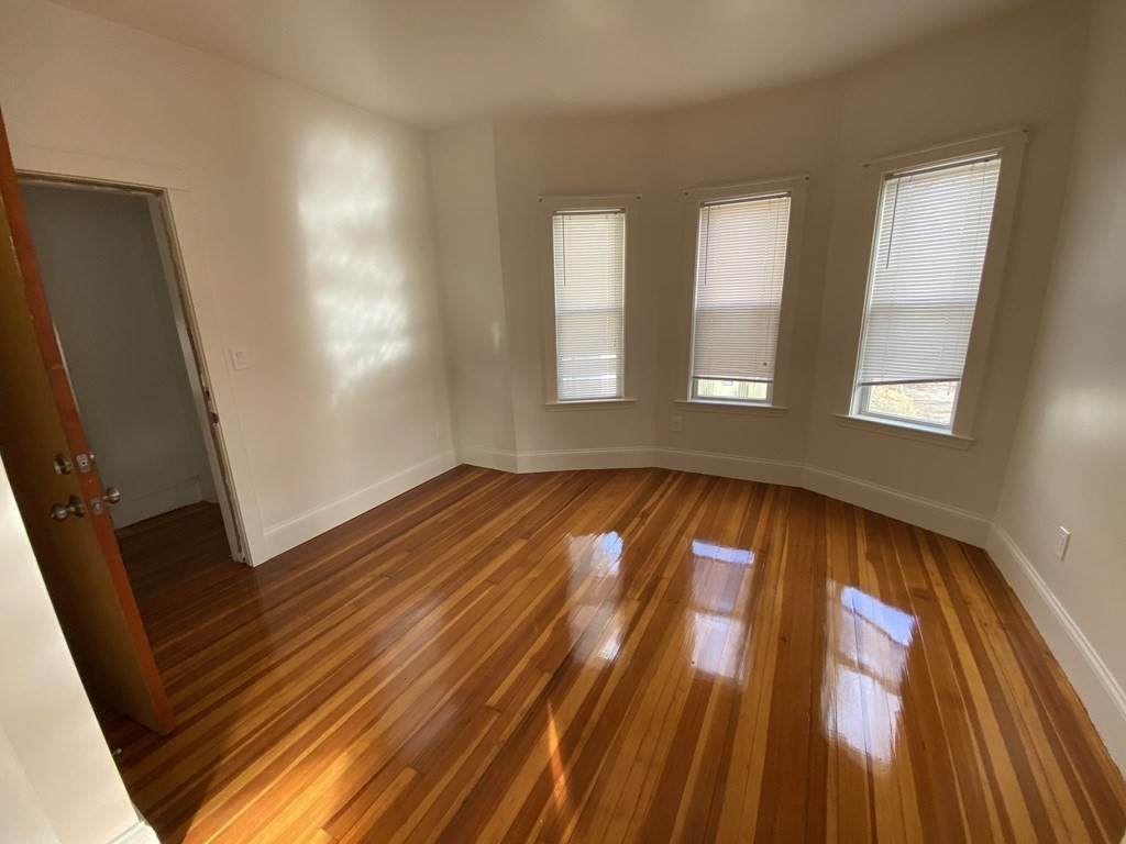 116 Clarkson St - Photo 1