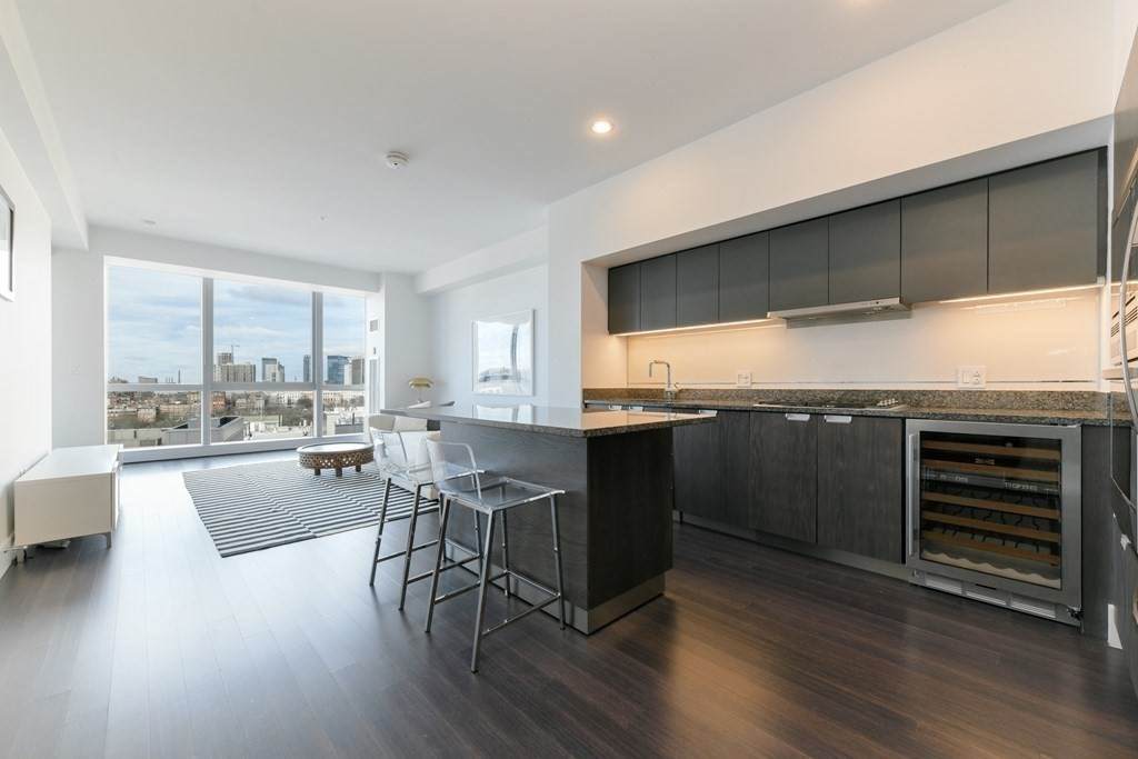 110 Stuart Street - Photo 1