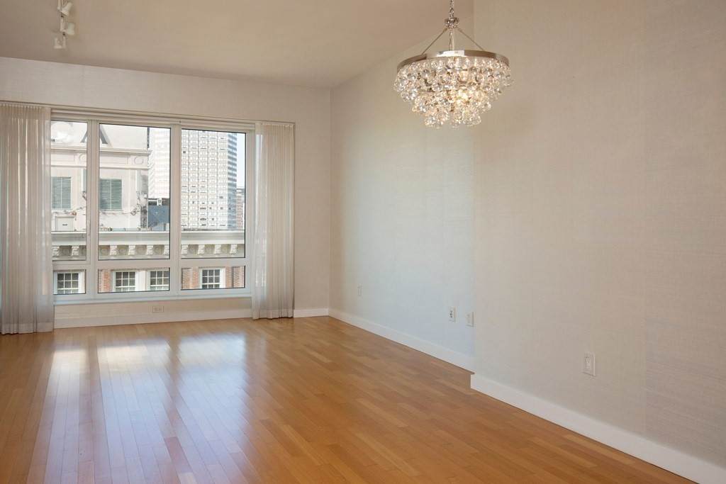400 Stuart - Photo 1