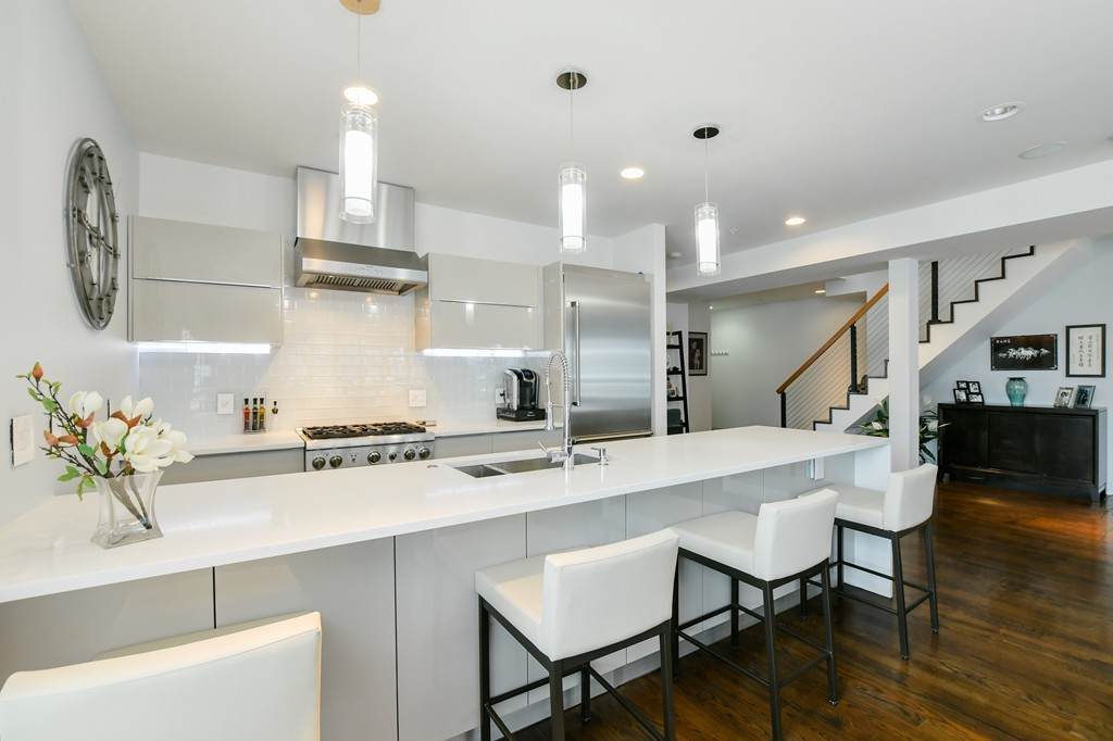 687 E 2nd Street - Photo 1