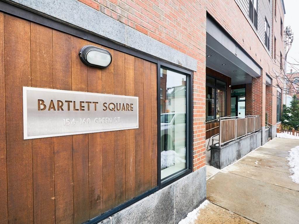 156 Green St - Photo 1