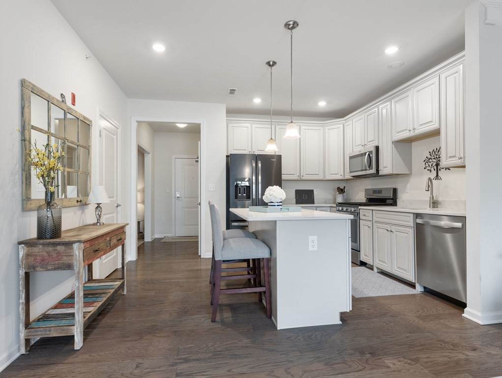 130 University Avenue - Photo 1