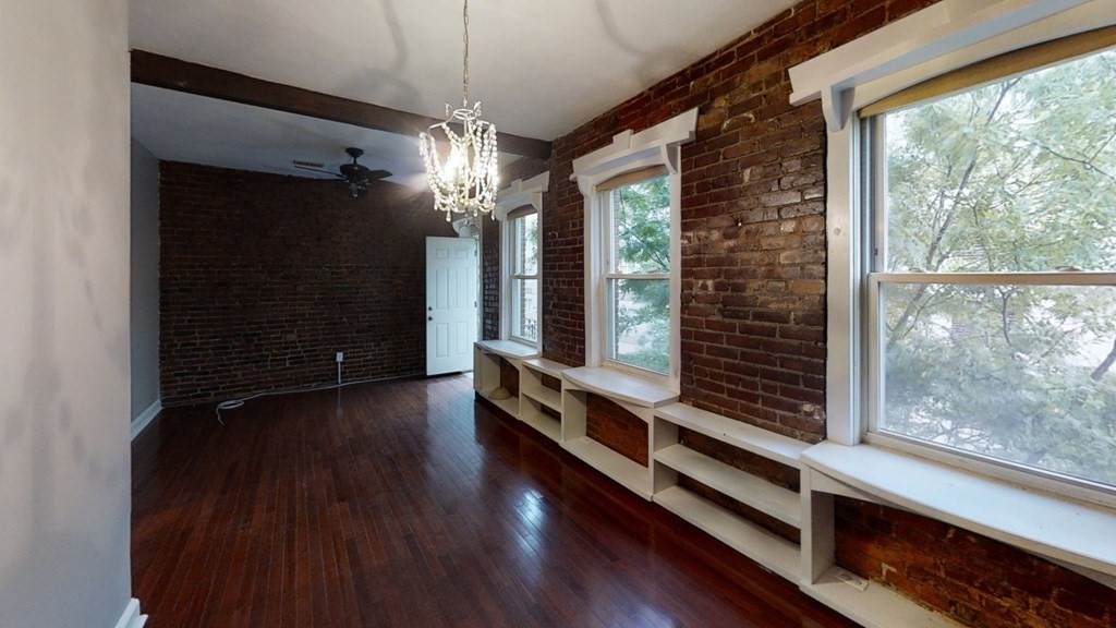 182 Cottage St - Photo 1