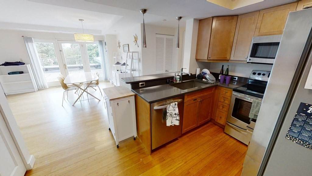 77 Marion St. - Photo 1