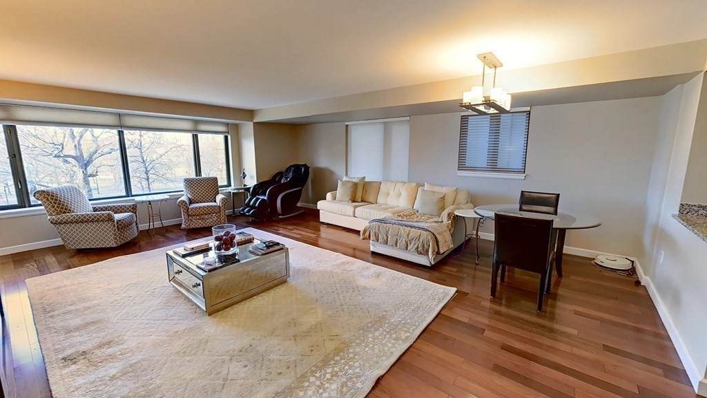165 Tremont Street - Photo 1