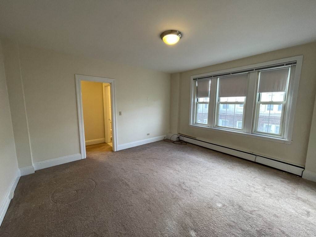 1401 Beacon - Photo 1