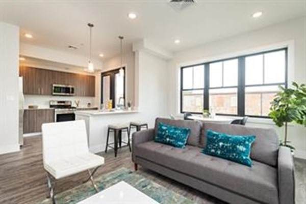 16 Laurel - Photo 1
