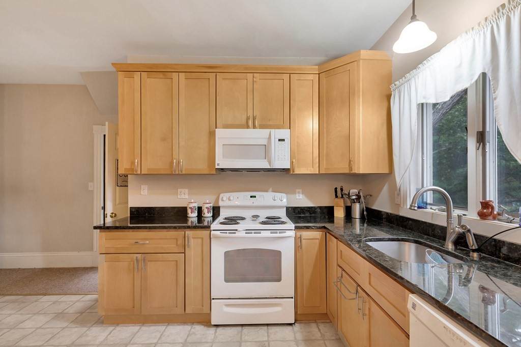 64 Highland - Photo 1