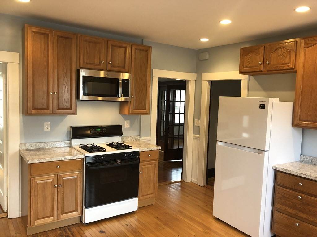 17 Crescent Ave - Photo 1