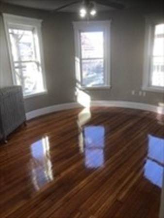 28 Kerwin St - Photo 1