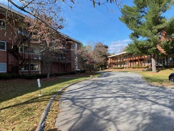 5 Lakeview Gardens - Photo 1