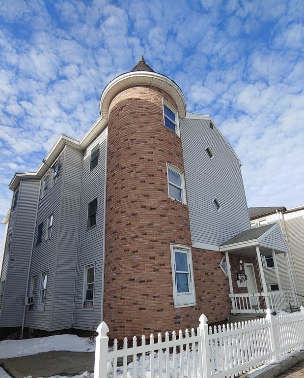 58 Providence St - Photo 1