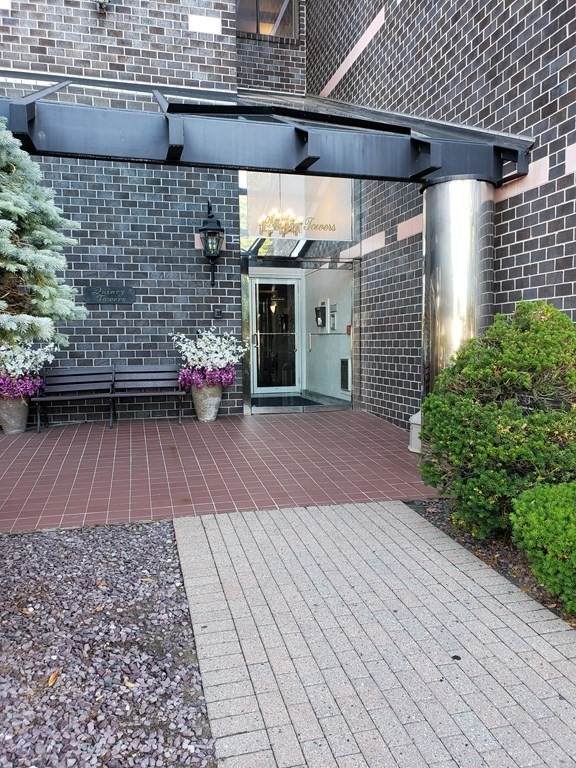 500 Washington Street - Photo 1