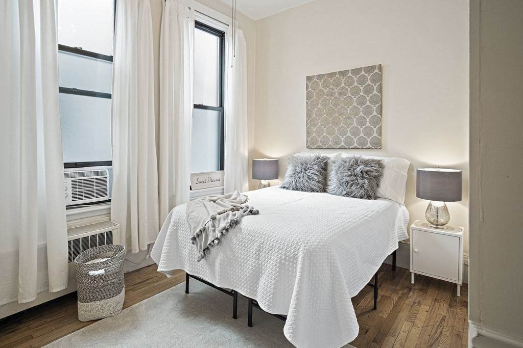 271 Dartmouth Street - Photo 1